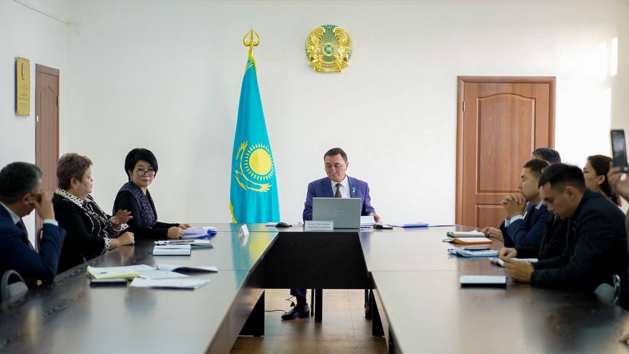 О заседании постоянной комиссии маслихата района Жаңасемей