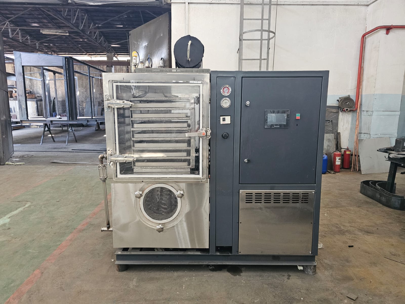 Инженерный прорыв: представлена отечественная вакуумно-сублимационная установка для переработки кобыльего и верблюжьего молок