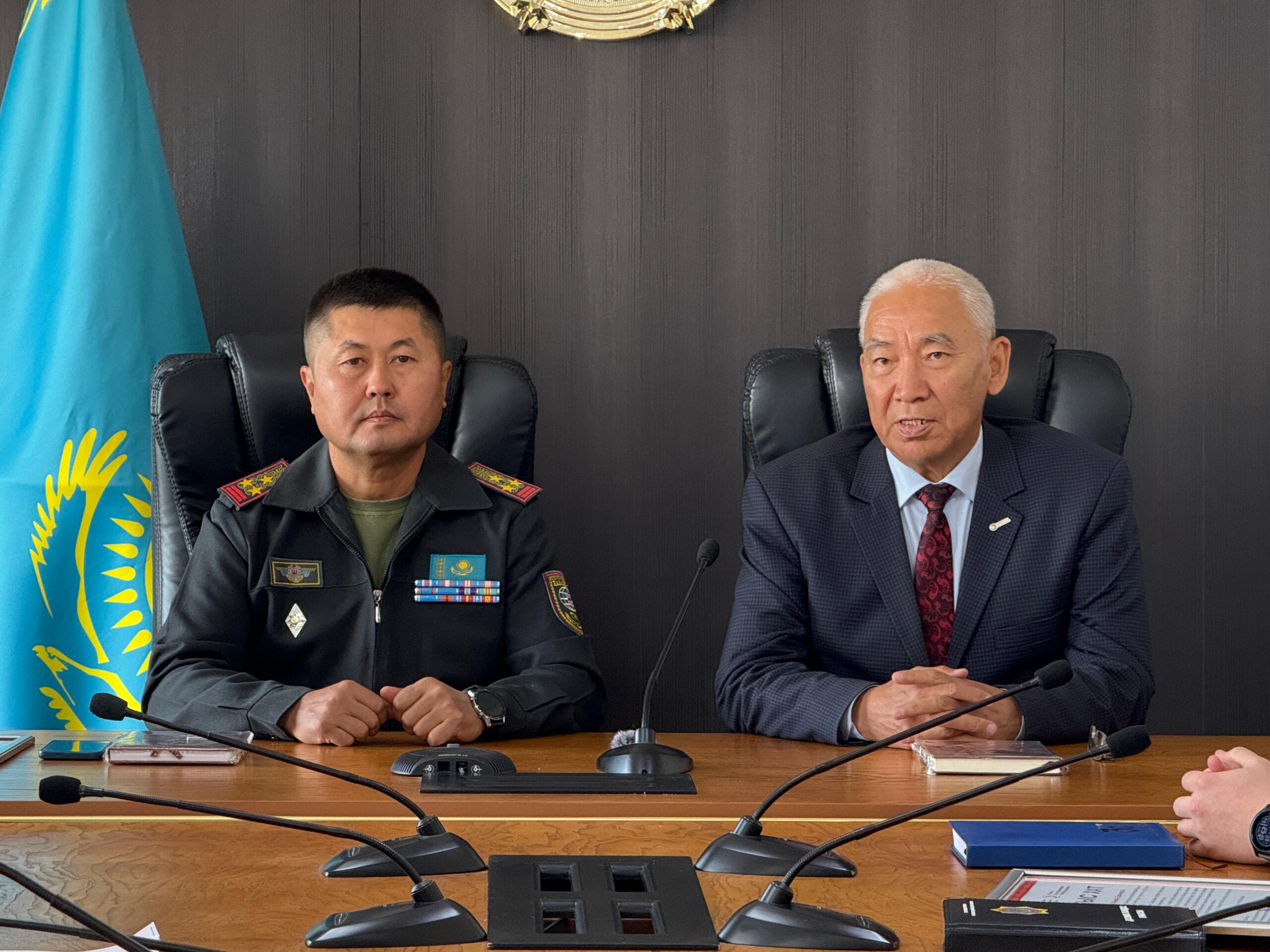 «Общество Красного Полумесяца» поздравило спасателей