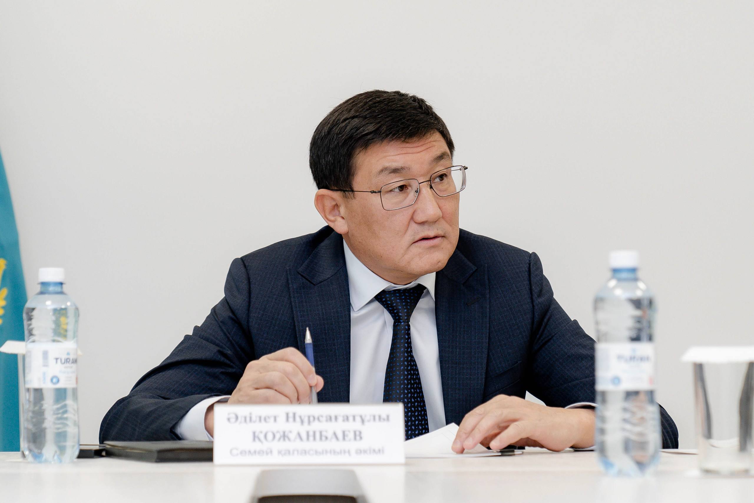 Аким города провел личный прием граждан