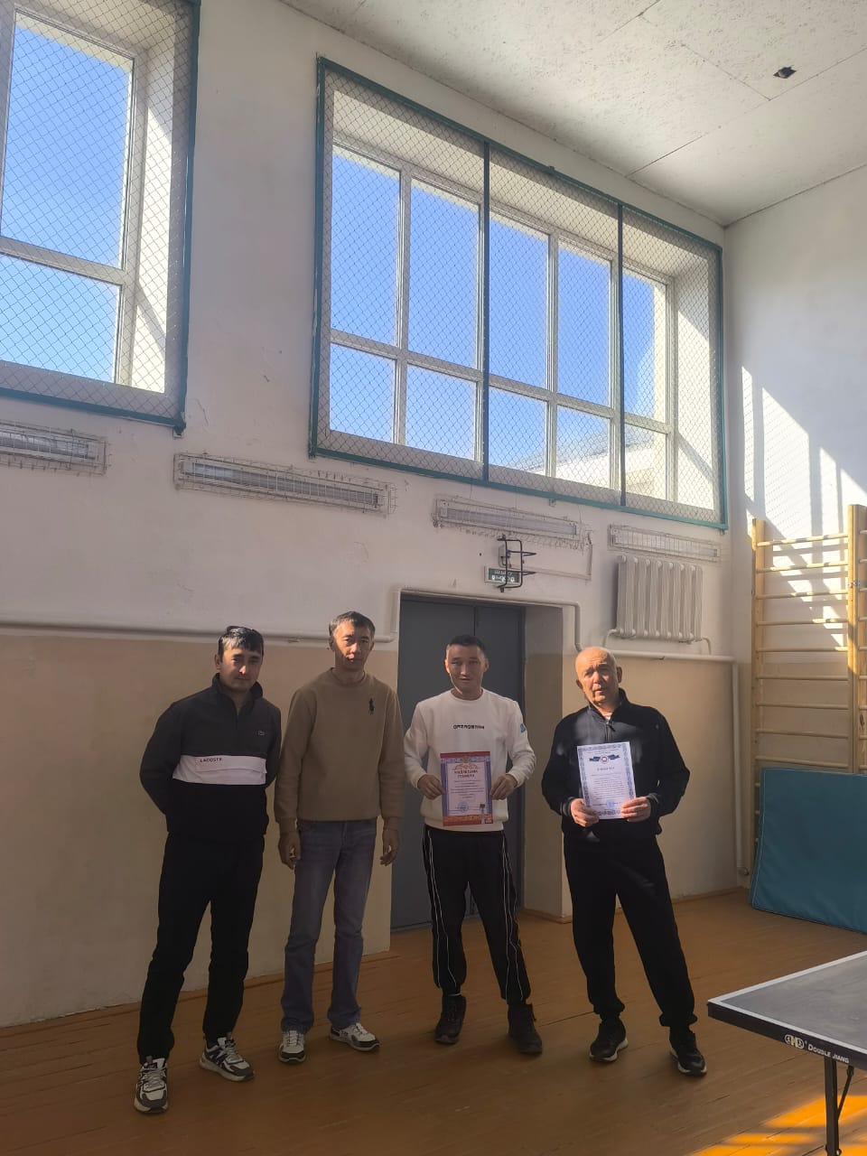 Соревнование по настольному теннису состоялось 25 октября, в День Республики!