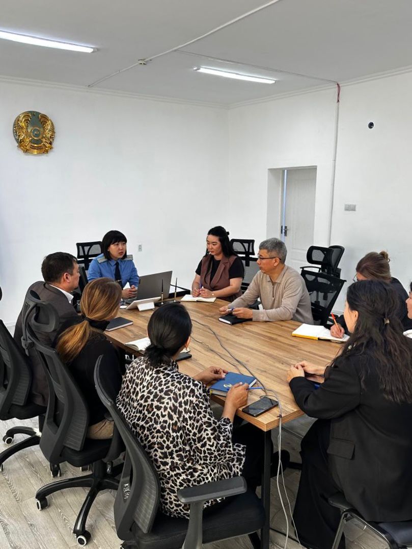 «Азаматтарға арналған үкімет» Мемлекеттік корпорациясы» коммерциялық емес акционерлік қоғамының Ұлытау облысы бойынша филиалының қызметкерлері және   ҚР Бас прокуратурасы Құқықтық статистика және арнайы есепке алу жөніндегі комитетінің Ұлытау облысы бойынша Департаментінің бөлім прокурорының қатысуымен  Е-өтініш ақпараттық жүйесін қолдану барысында туындайтын өзекті мәселелерді талқылап, шешу жолдарын қарастырыру бойынша семинар өтті.