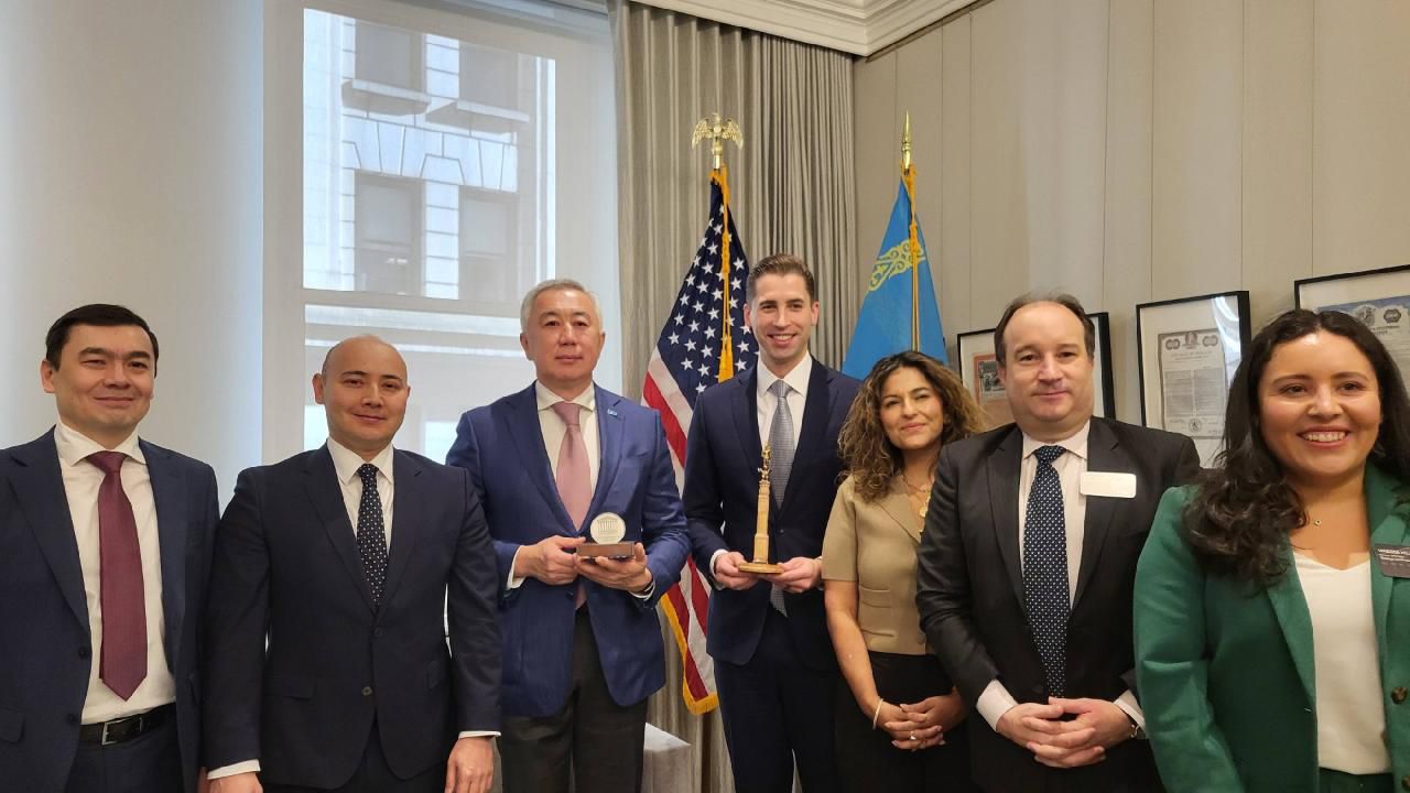 Серик Жумангарин посетил Нью-Йоркскую фондовую биржу