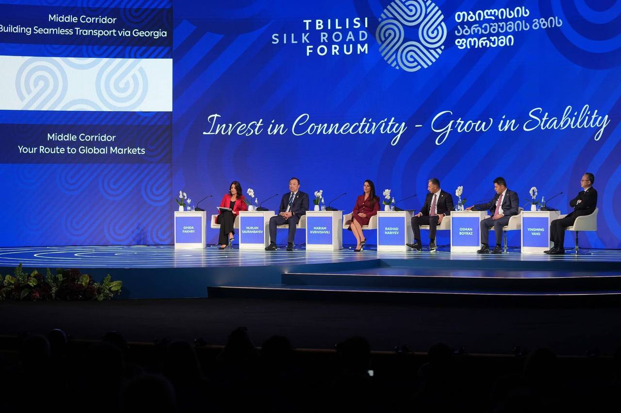 Министр транспорта выступил на сессии «Средний коридор: от надежности к влиянию» в рамках V форума Tbilisi Silk Road Forum