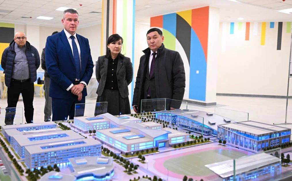 Президент WADA ознакомился со строительством Национального спортивного университета