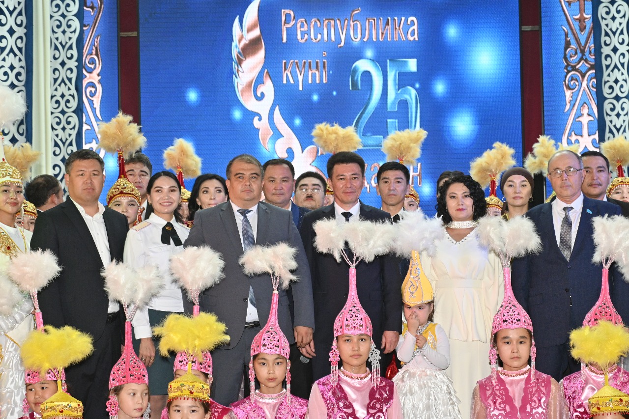 В РАЙОНЕ ПРОШЛО ТОРЖЕСТВЕННОЕ МЕРОПРИЯТИЕ ПОСВЯЩЁННОЕ ДНЮ РЕСПУБЛИКИ