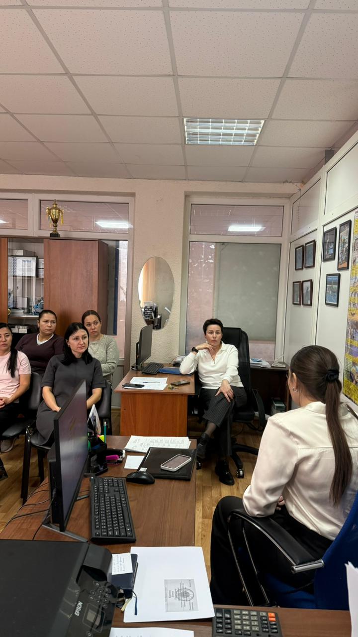 Информационно-разъяснительное мероприятие с сотрудниками спортивной школы