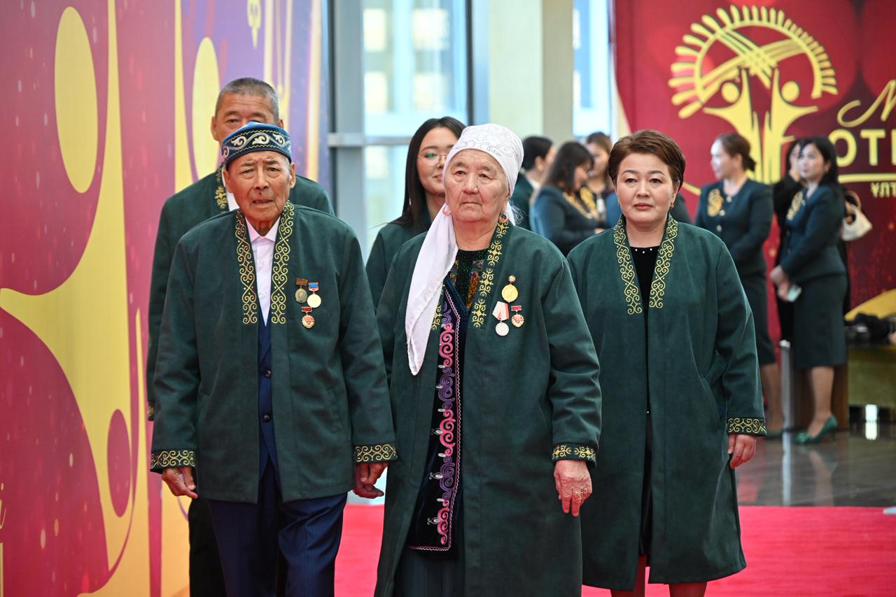 Семья Сыдыкбаевых из области Абай – победитель конкурса «Мерейлі отбасы – 2025»