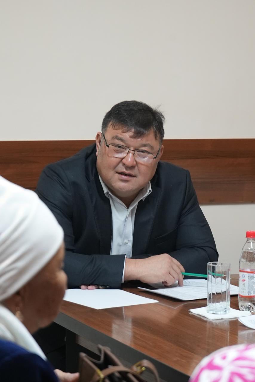 ТҰРҒЫНДАРДЫҢ ӨЗЕКТІ МӘСЕЛЕЛЕРІ АУДАН ӘКІМІНІҢ БАҚЫЛАУЫНДА