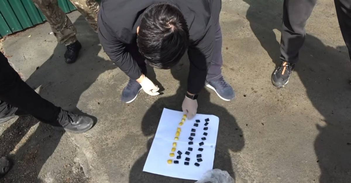 Мефедрон на миллион тенге изъят полицией в Восточном Казахстане