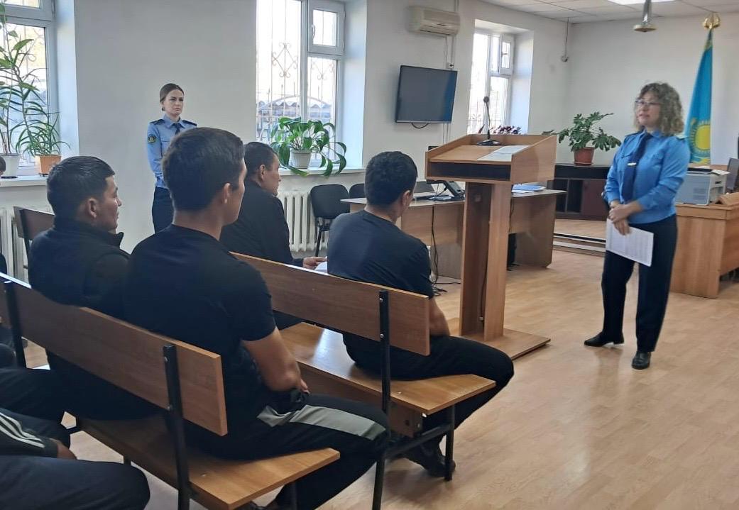 Прокуратура провела профилактическую беседу на тему ресоциализации лиц, состоящих на учёте