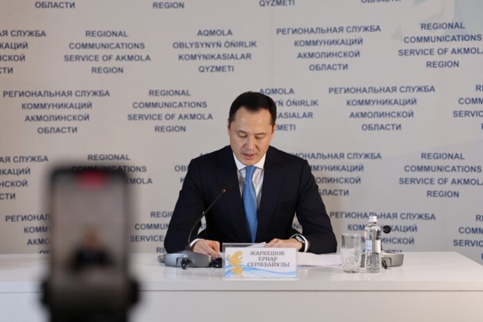 В Акмолинской области более 140 тысяч человек занимаются