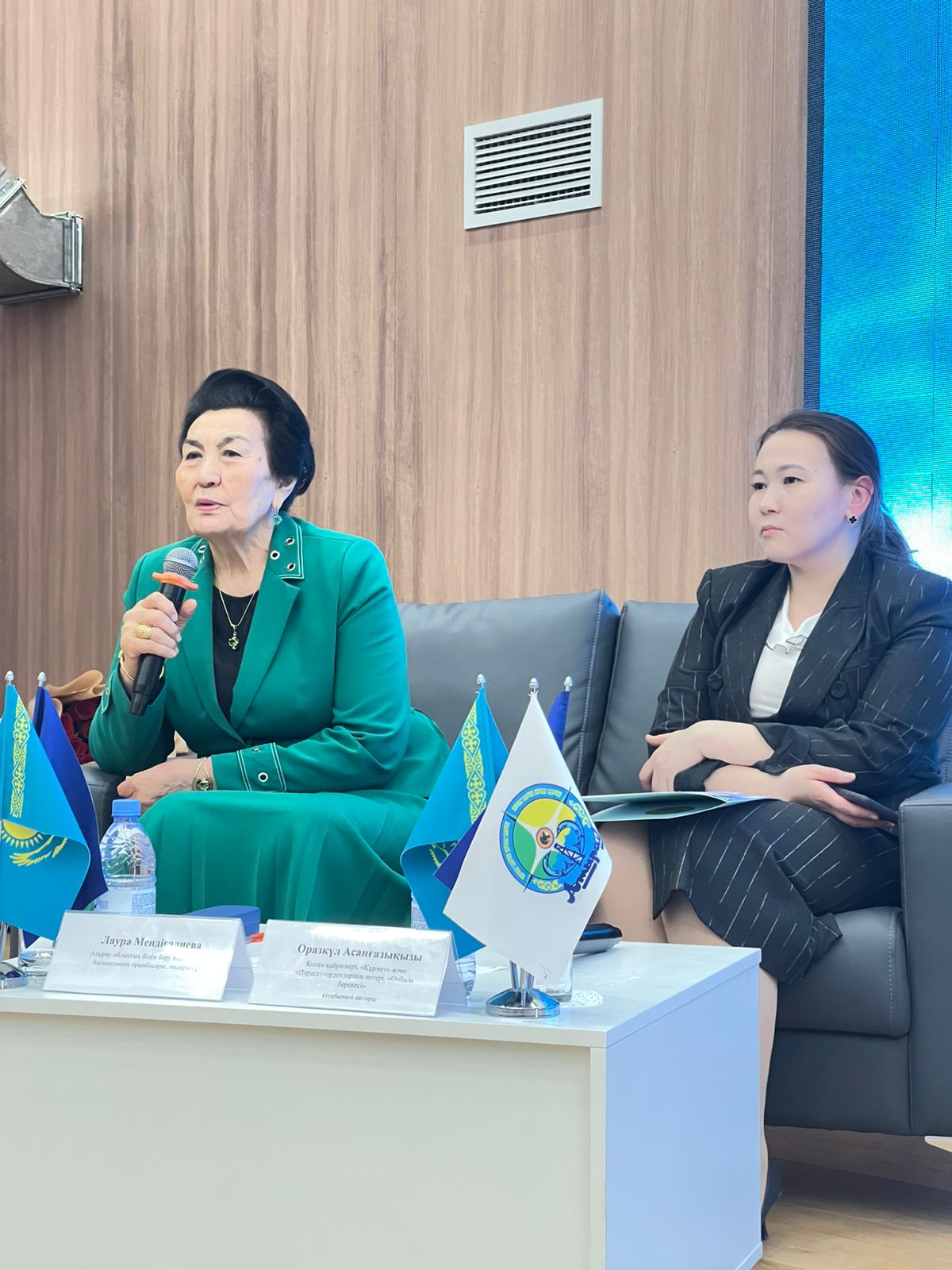 Воспитание — общее дело: встреча о семейных ценностях и уважении к родному языку