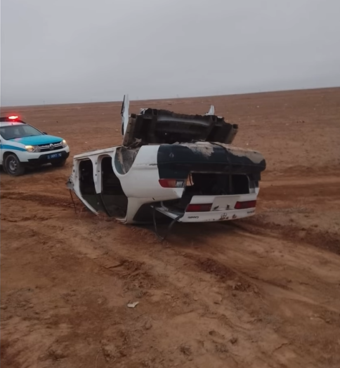 «Таза Қазақстан»: Брошенный кузов автомобиля за пределами города