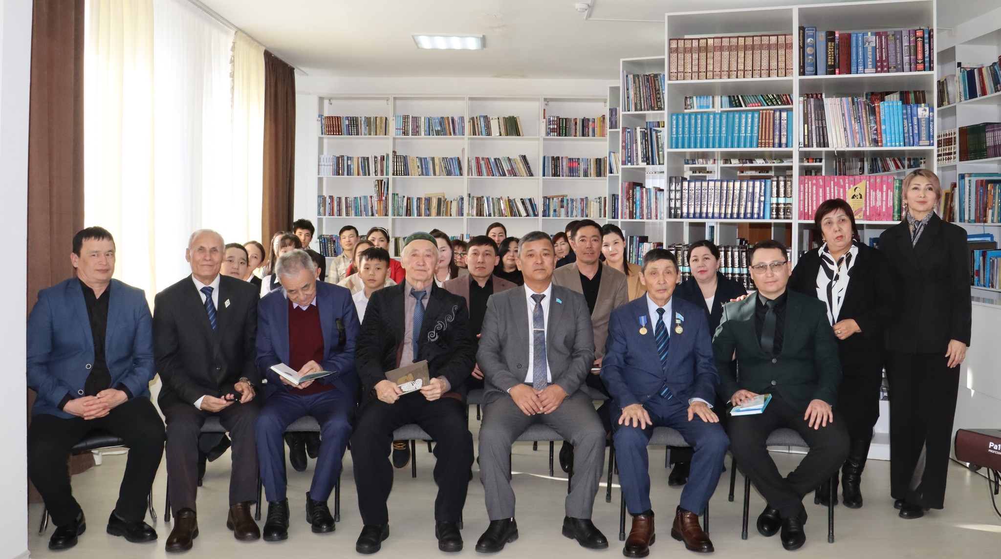 5 февраля, по случаю 95-летия со дня рождения великого поэта Мукагали Макатаева, коллектив районной централизованной библиотечной системы организовал памятный вечер, посвященный поэту.