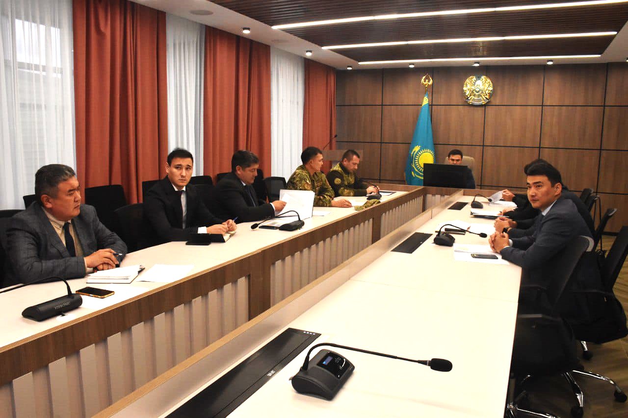 В акимате Северо-Казахстанской области состоялось совещание по подготовке к паводковому и пожароопасному периодам 2026 года