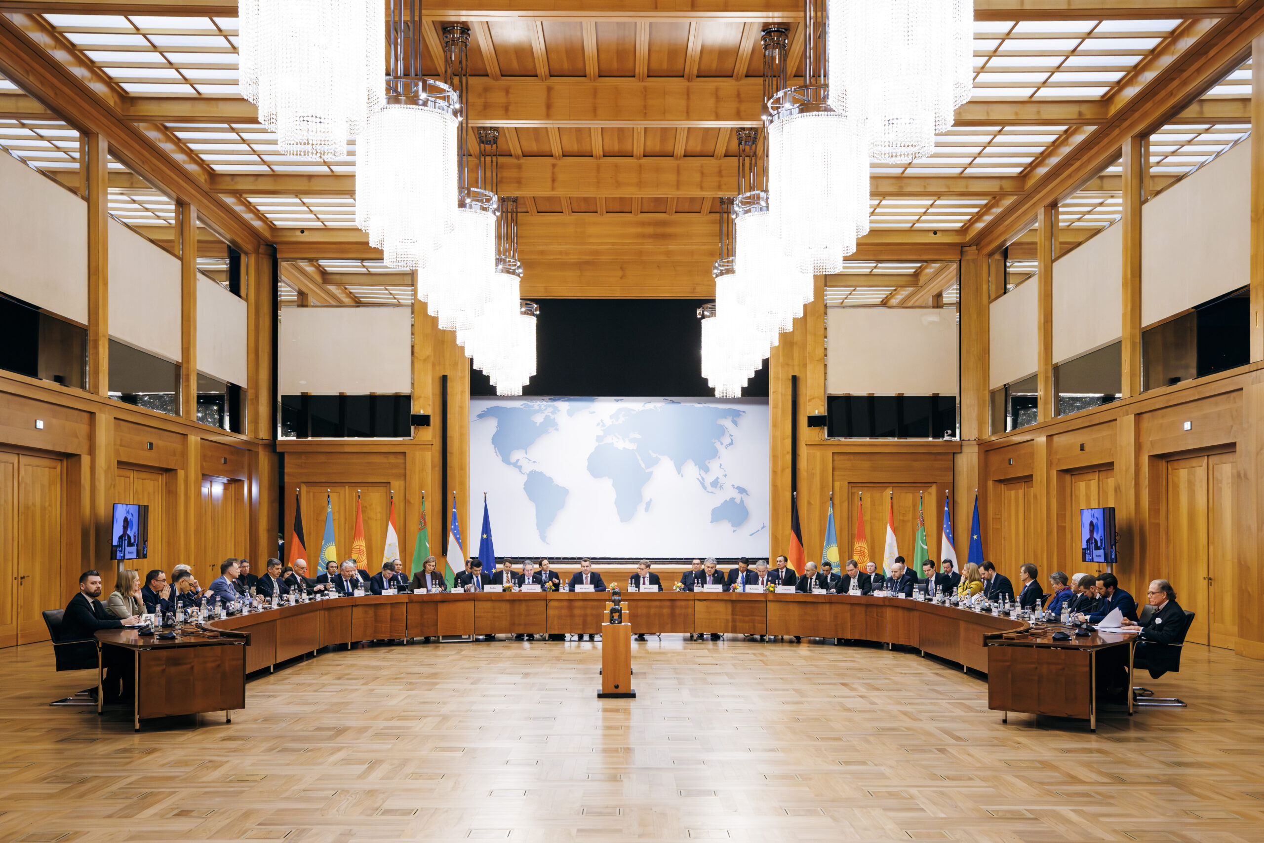 Глава МИД Казахстана принял участие в Экономическом форуме «Центральная Азия – Германия»