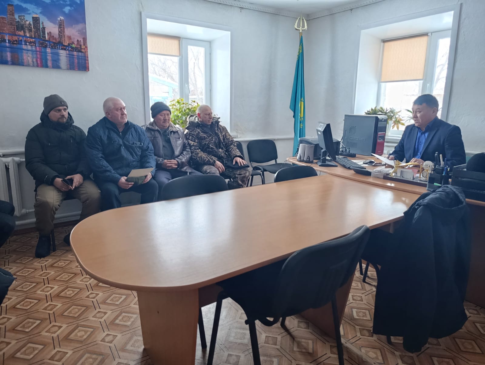 Собрание с местным сообществом в селе Бузулук