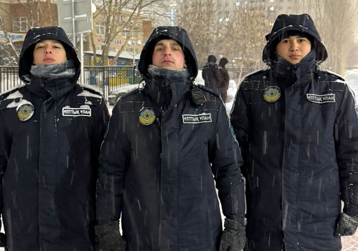 Военнослужащие Нацгвардии МВД РК за один день задержали нарушителя и вернули iPhone