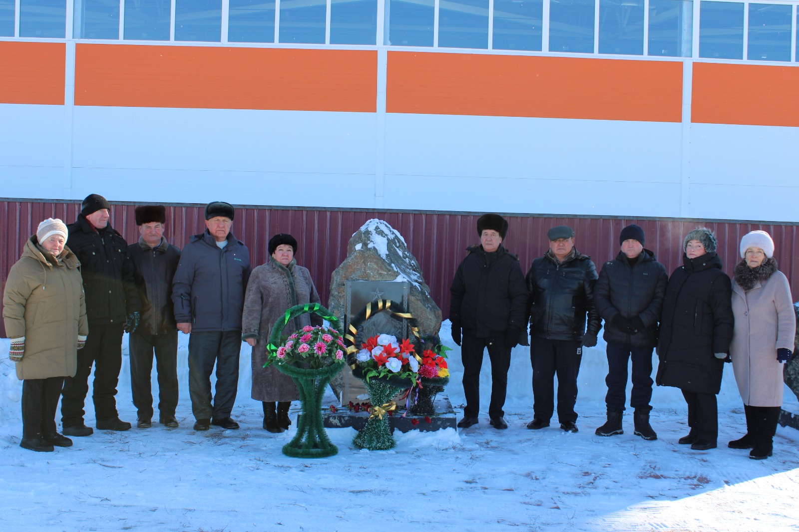 Середина февраля — день трагический и героический одновременно.