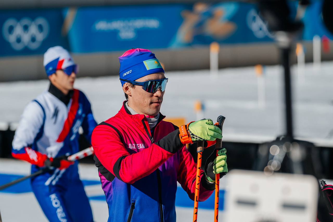 Олимпиада в Италии: казахстанские биатлонисты выступили в индивидуальной гонке