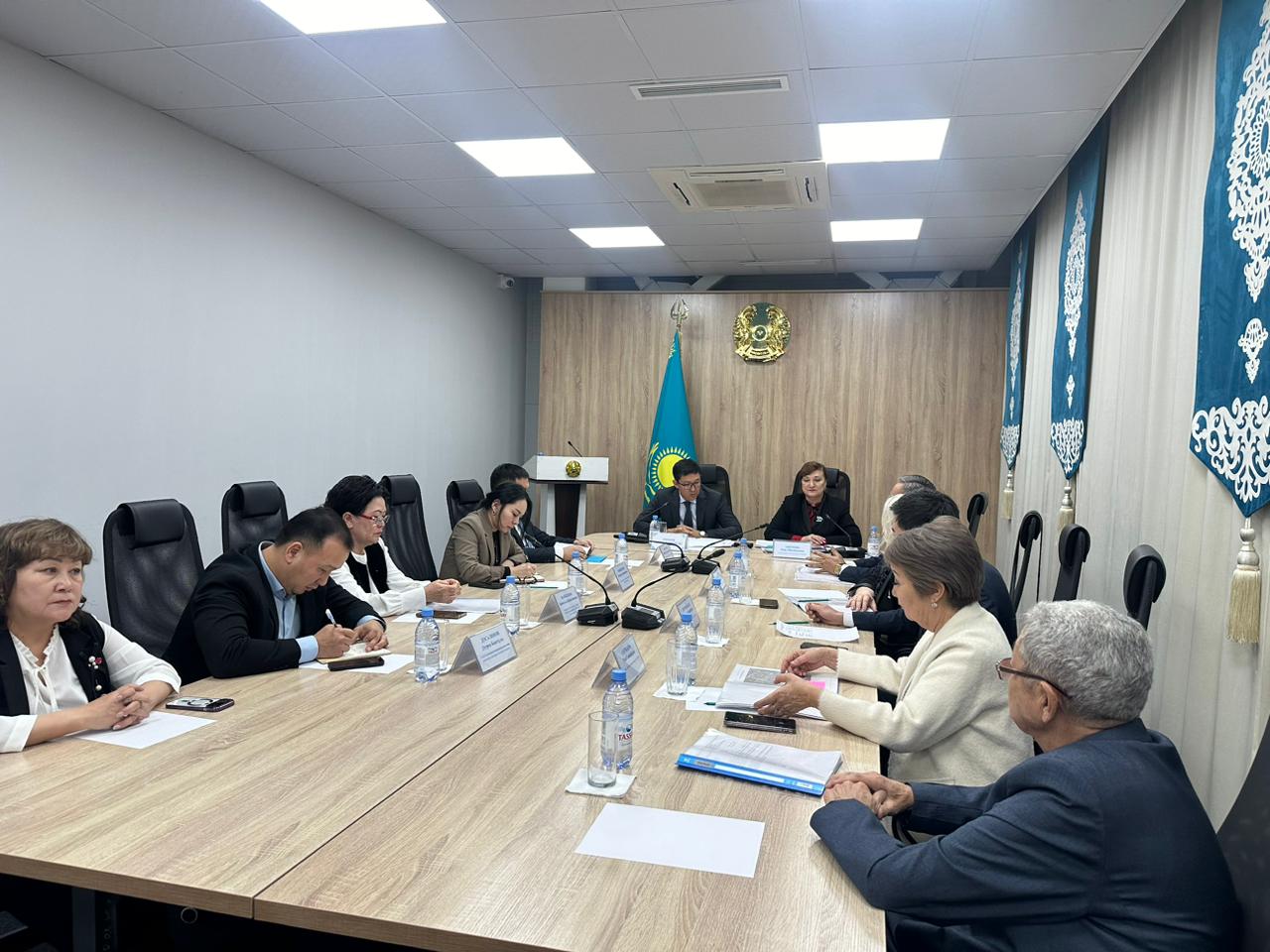 9 февраля 2026 года в 10:00 часов состоялась внеочередная XXVIII сессия маслихата города Алатау VIII созыва.