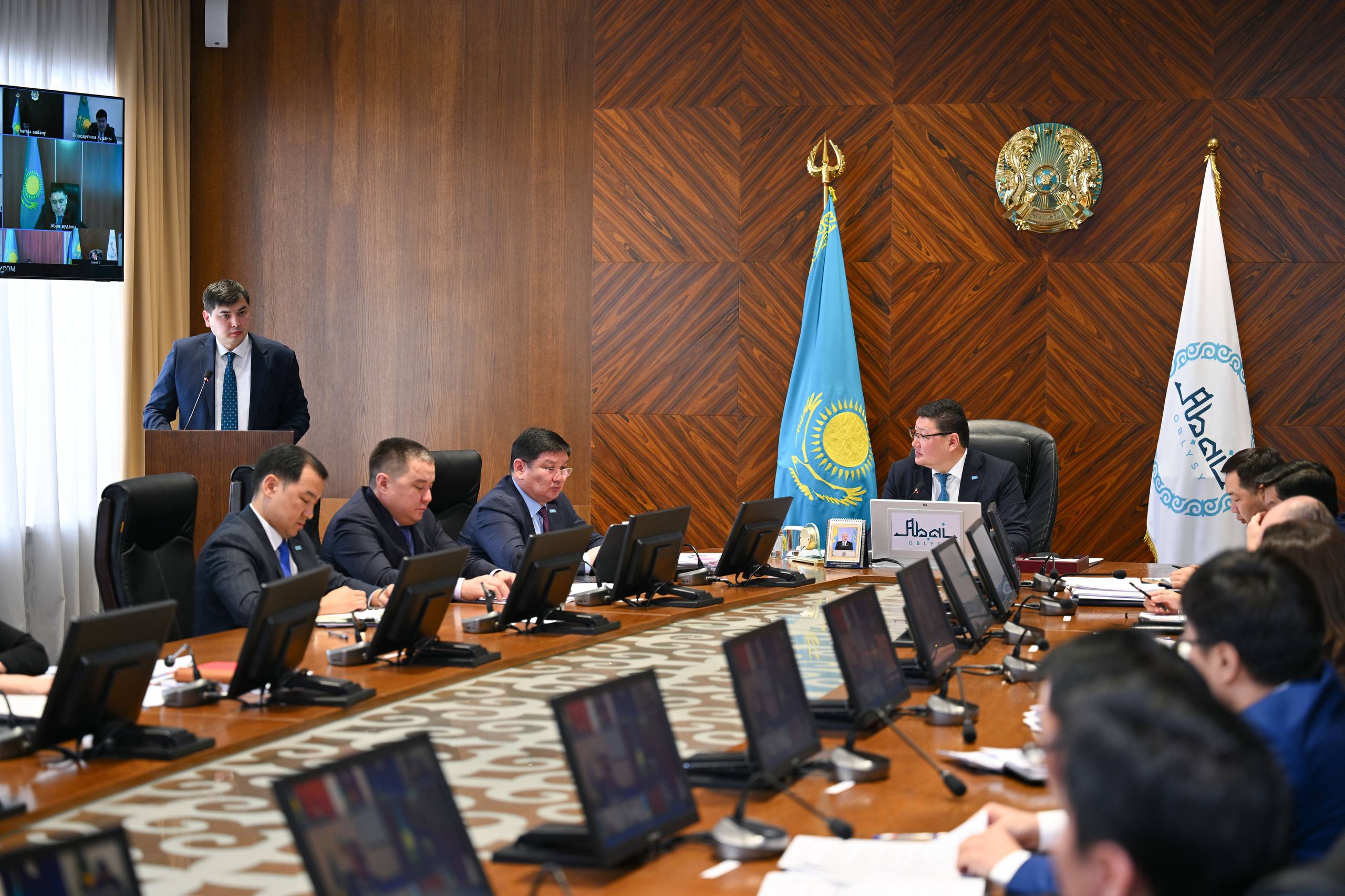 В области обсудили поддержку агропромышленного комплекса и стабилизацию цен на социально значимые продукты питания