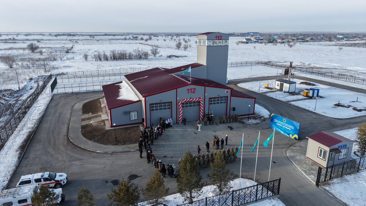 Глава МЧС открыл новую пожарную часть в Мартуке