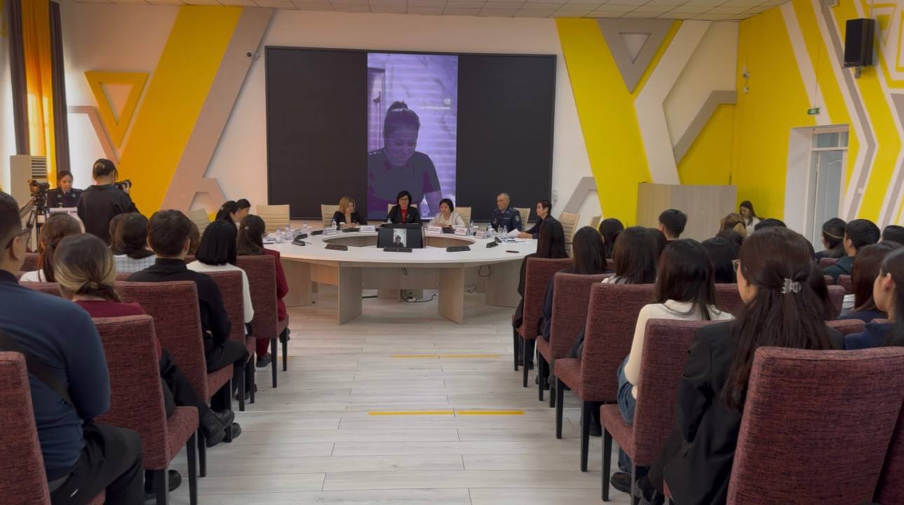 Stop сталкинг: полицейские области Абай объединили около 150 молодых