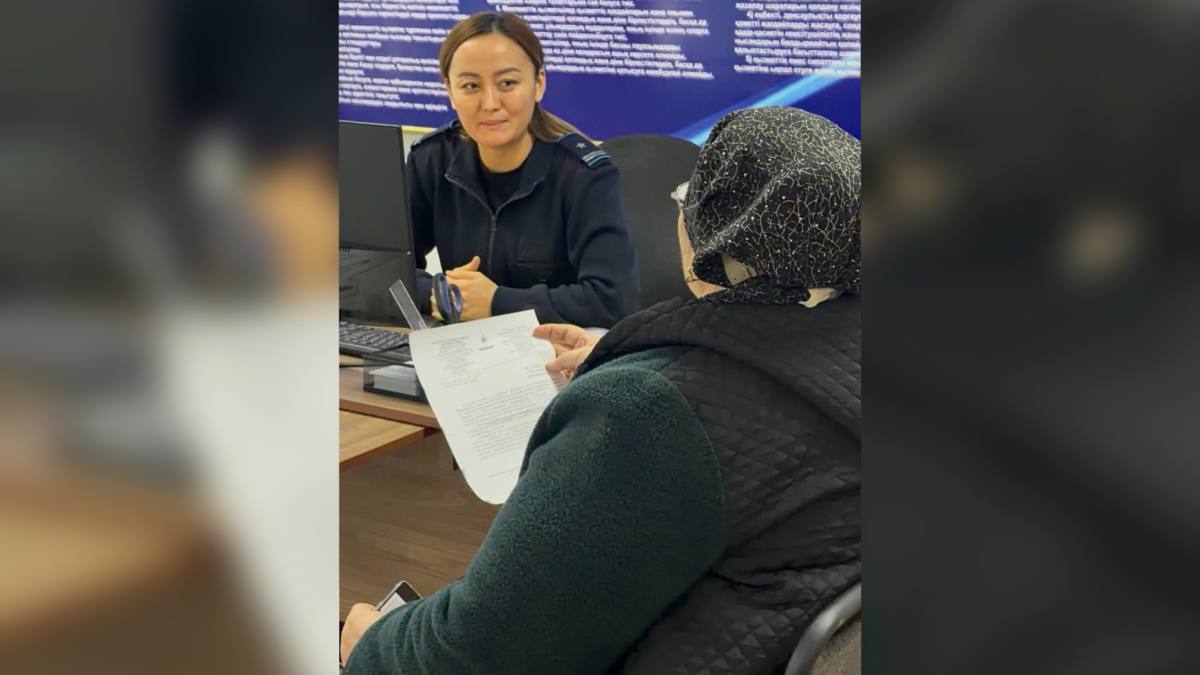 В Жамбылской области полиция помогла жительницам, десятилетиями проживавшим без гражданства, оформить документы
