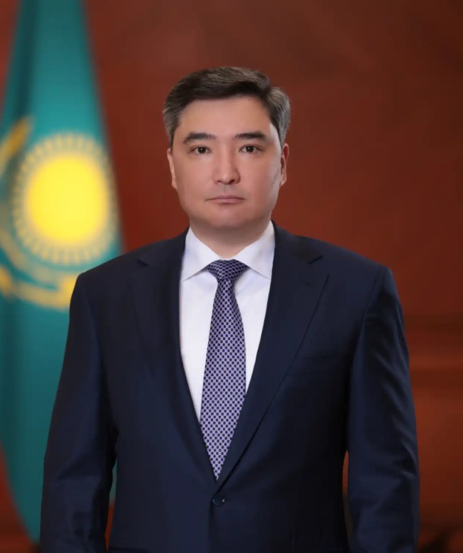 Олжас Бектенов доложил Президенту о реализации поручений по укреплению экономики страны