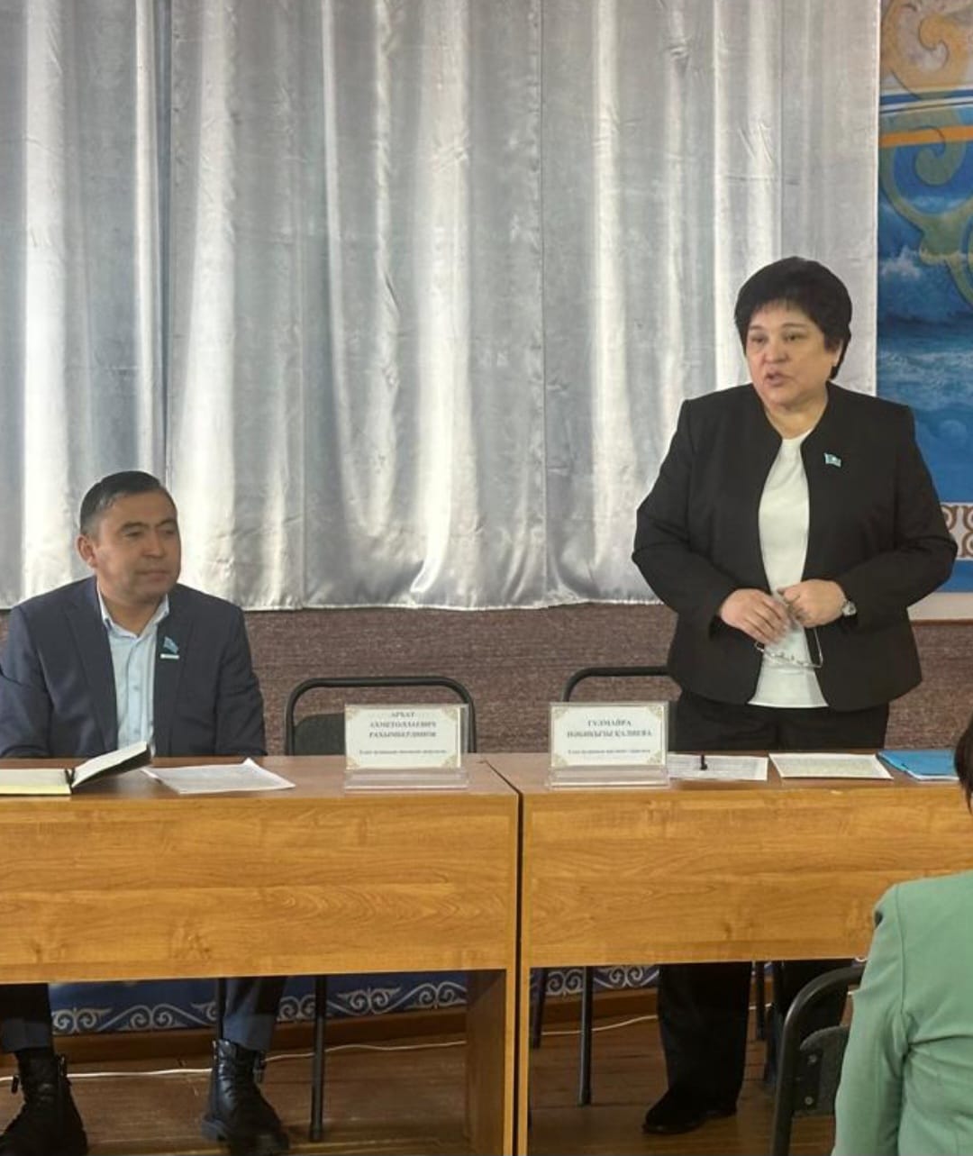 Встреча с педагогическим коллективом средней школы имени И. Айтыкова в селе Таргын