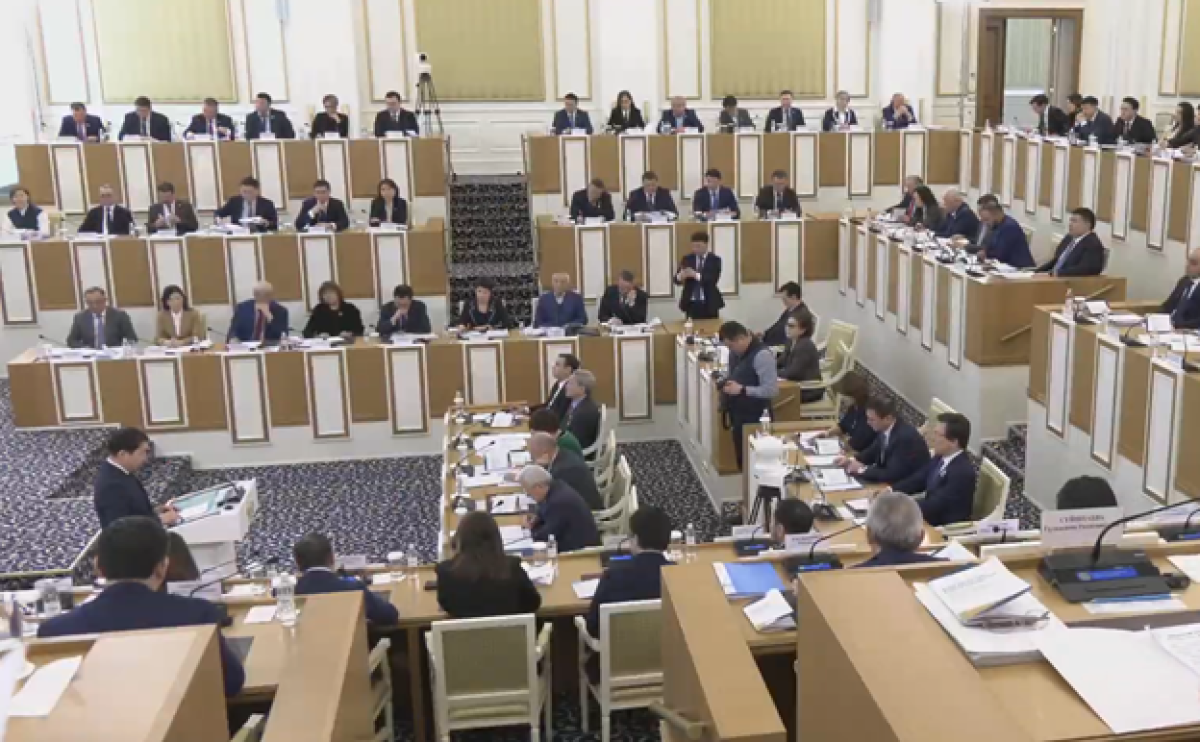 Конституционная комиссия рассмотрела предложения, внесенные в результате всенародного обсуждения новой Конституции