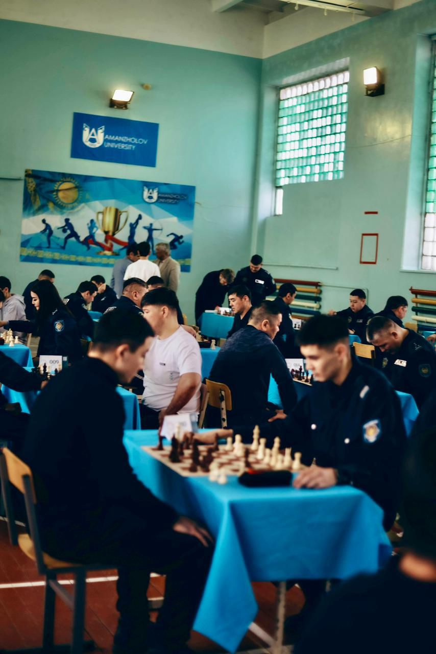 Интеллект в погонах: в Усть-Каменогорске определили сильнейших шахматистов среди сотрудников силовых структур
