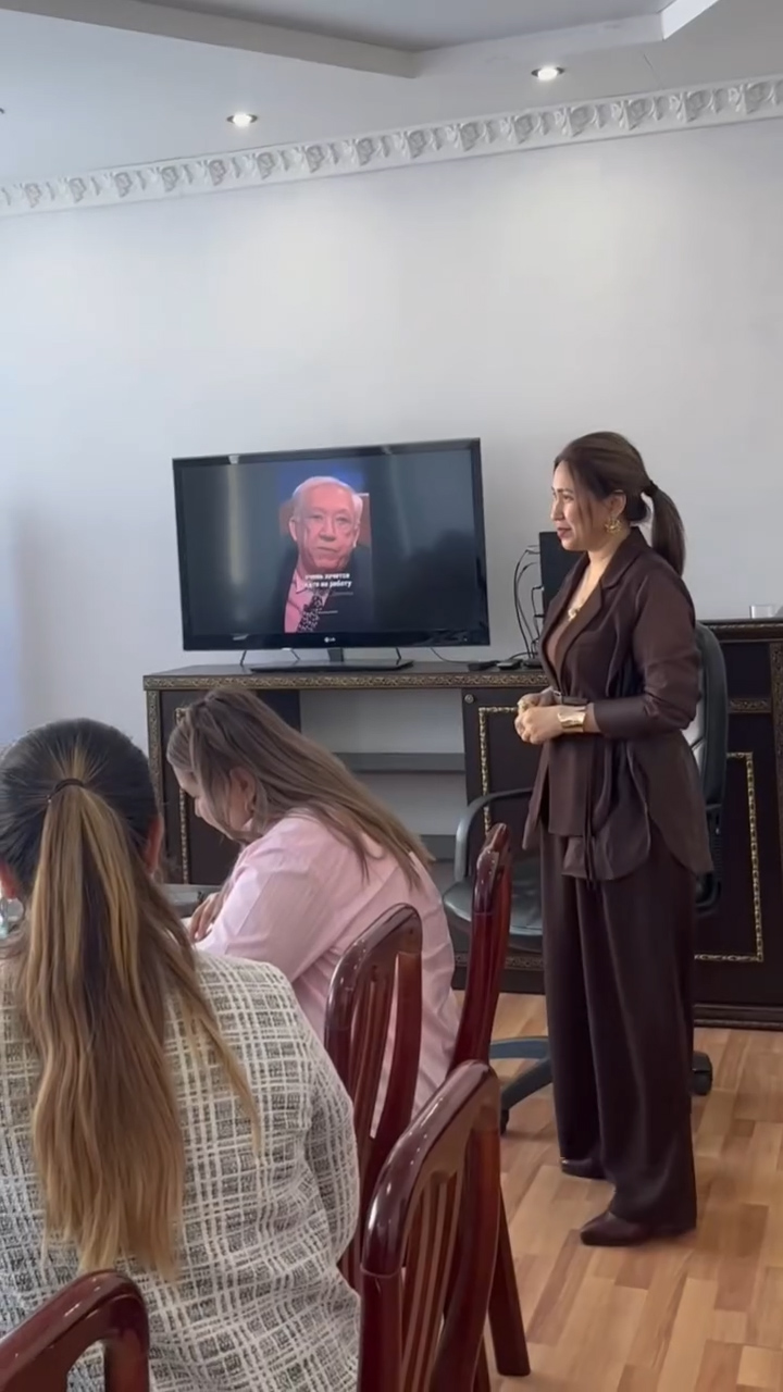 Во исполнении реализации концепции развития государственной службы РК на 2024-2029 годы в Департаменте юстиции был проведён практико-ориентированный тренинг с участием профессионального психолога, направленный на повышение профессионализма и совершенствование системы управления персоналом.