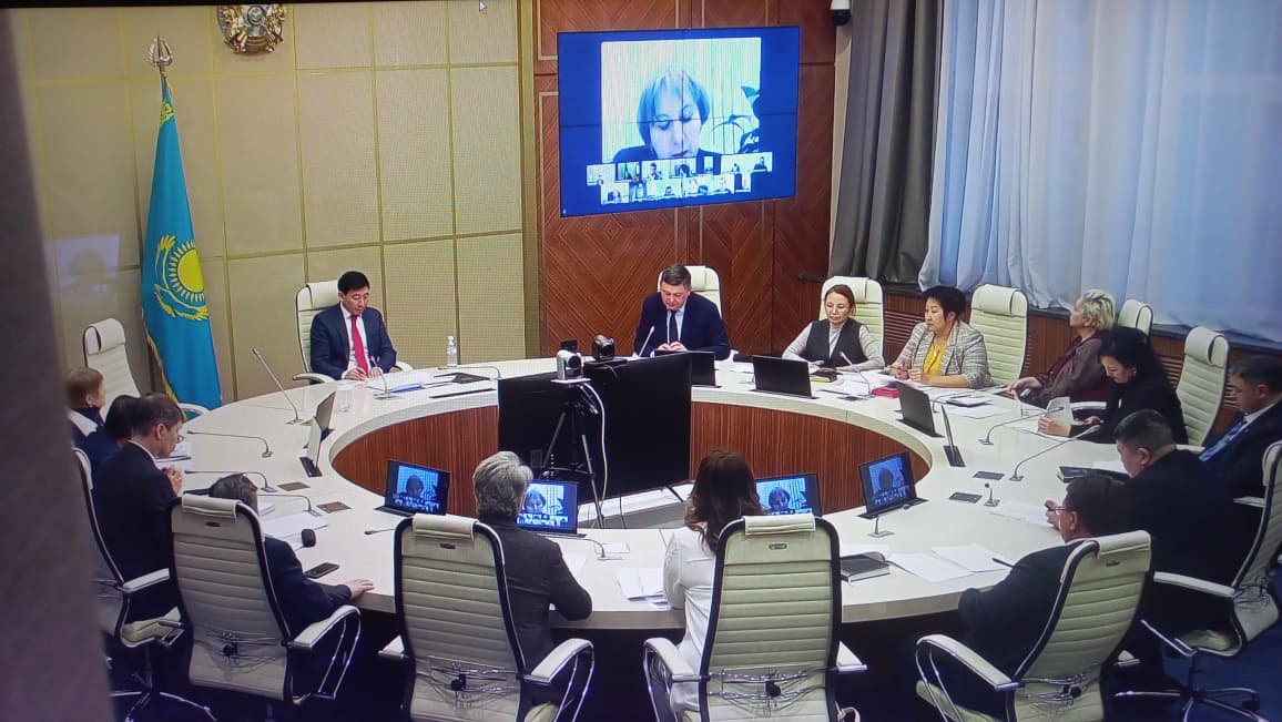 Прошло заседание областной трехсторонней комиссии по социальному партнерству и регулированию социальных и трудовых отношений