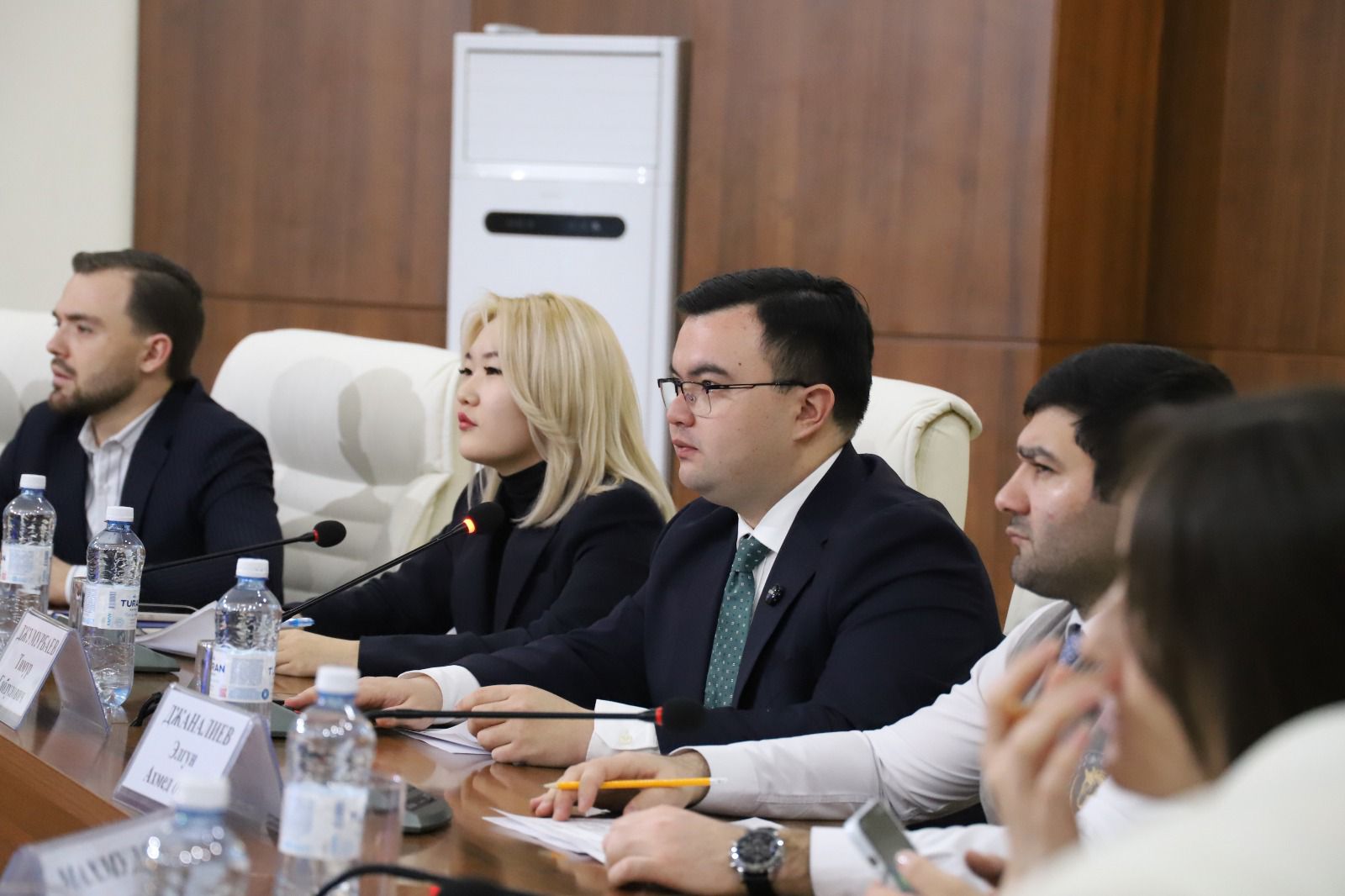 В Астане состоялось заседание РОО «Ассамблея жастары» в поддержку проекта новой Конституции