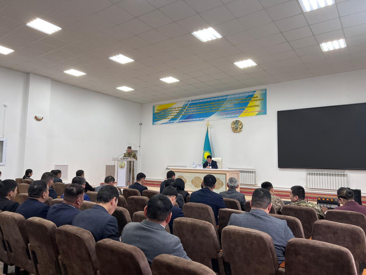 В Курмангазинском районе обсудили меры по предотвращению паводков в 2026 году