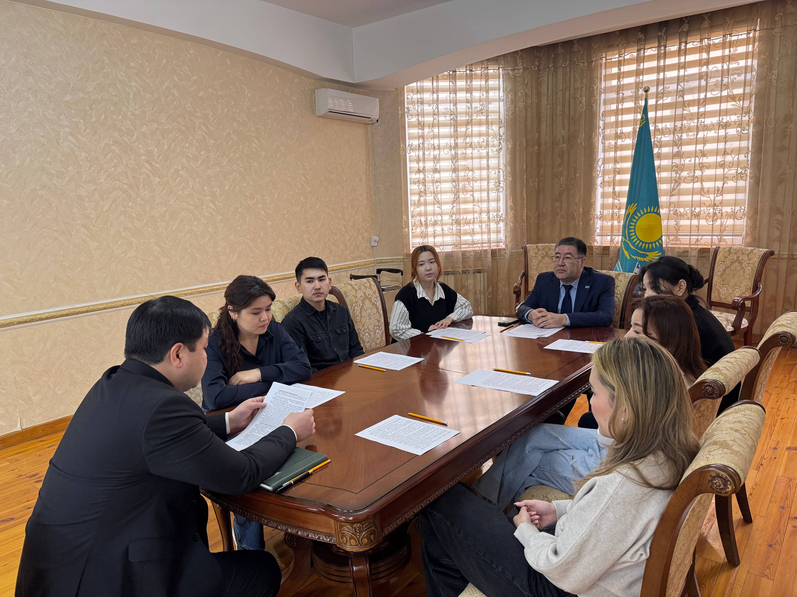 В Генеральном консульстве Казахстана в Самарканде состоялась встреча с казахстанскими магистрантами