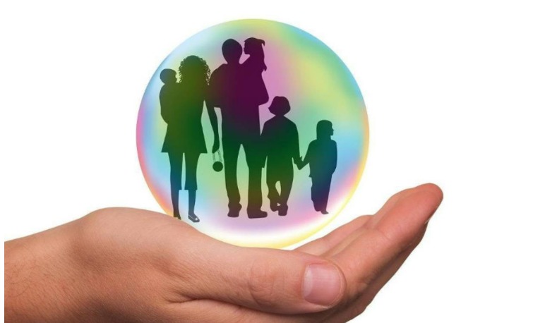 Более 56,5 млрд тенге получили многодетные семьи и награжденные матери в виде пособий с начала 2026 года