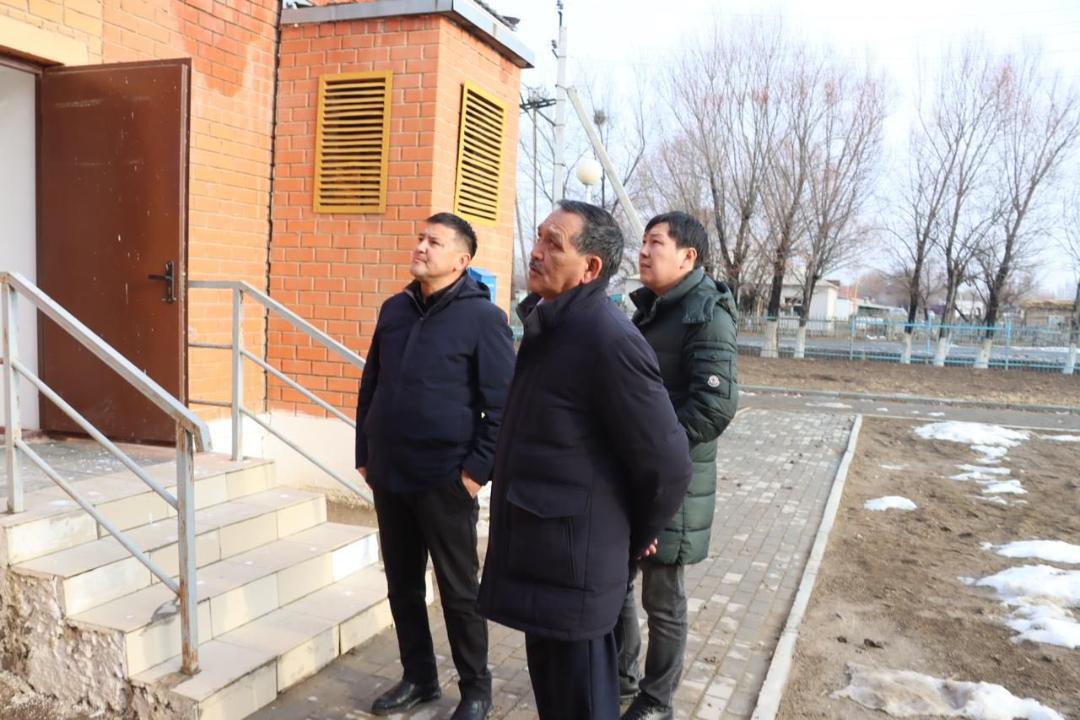 Аким района посетил ряд социальных объектов