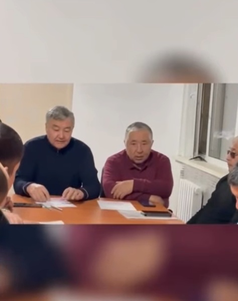 Члены районной информационно-пропагандистской группы (АНТ) провели встречу с представителями крестьянских хозяйств Аксу-Аюлинского сельского округа по разъяснению основных направлений проекта новой Конституции