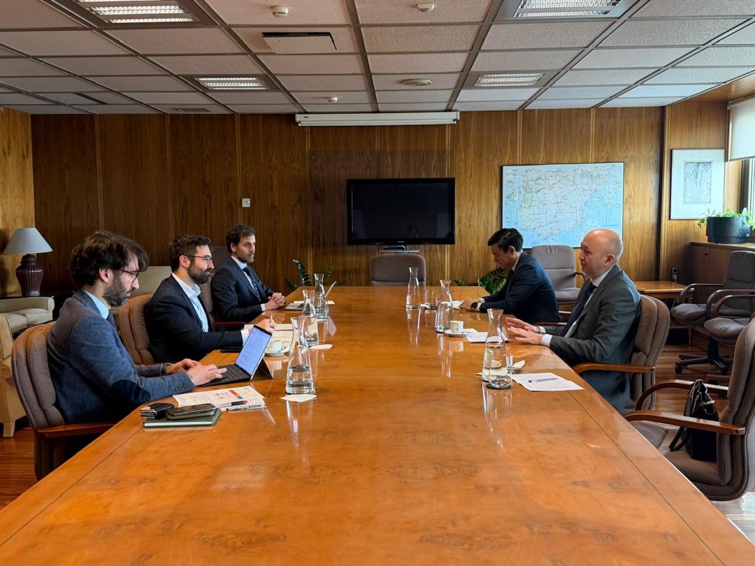 Казахстан и Испания рассмотрели актуальные вопросы сотрудничества в энергетической области