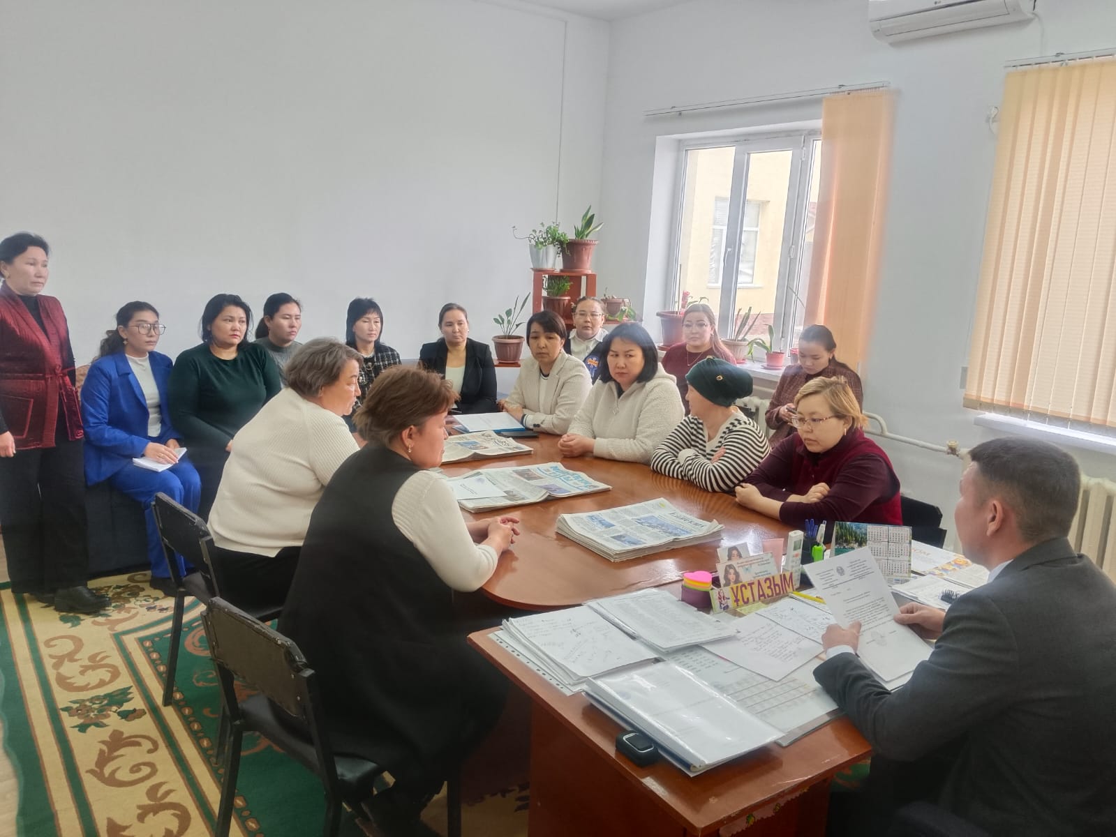 В селе Уланбель прошла информационно-разъяснительная встреча по проекту новой Конституции