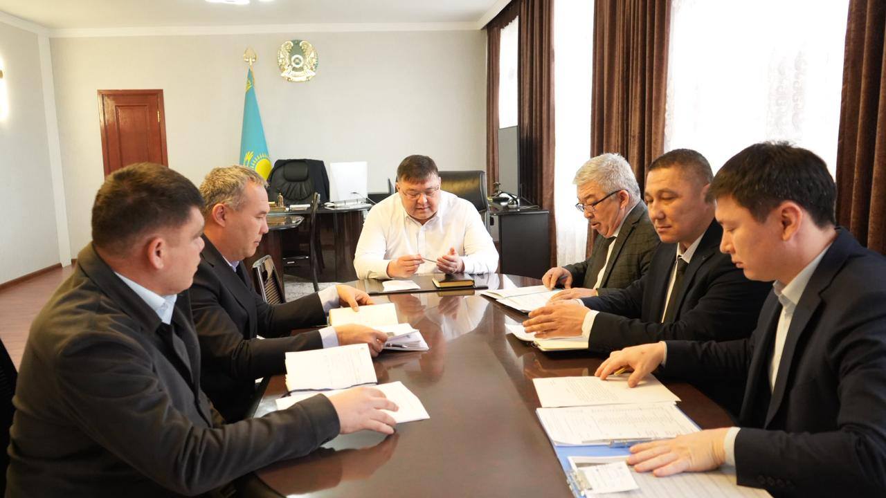 АУДАН ӘКІМІ АУДАНДА АТҚАРЫЛАТЫН ЖҰМЫСТАРДЫ ПЫСЫҚТАДЫ