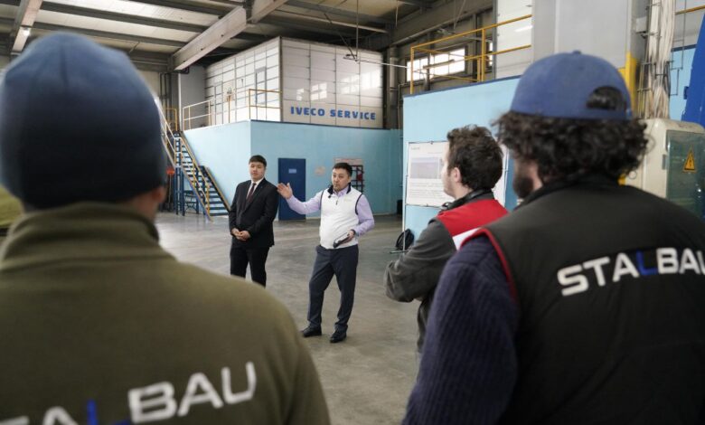 Новая Конституция разъяснена сотрудникам заводов