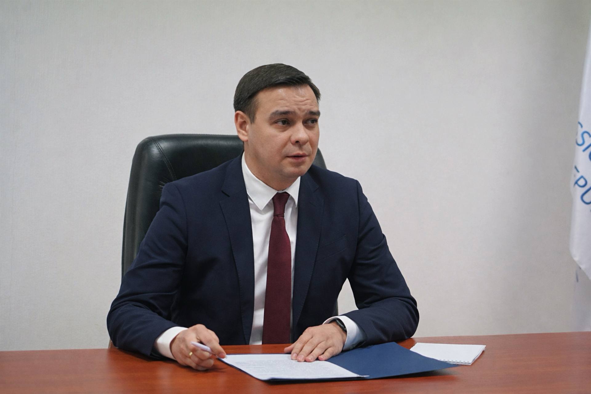 В национальном правозащитном центре обсудили проект новой Конституции