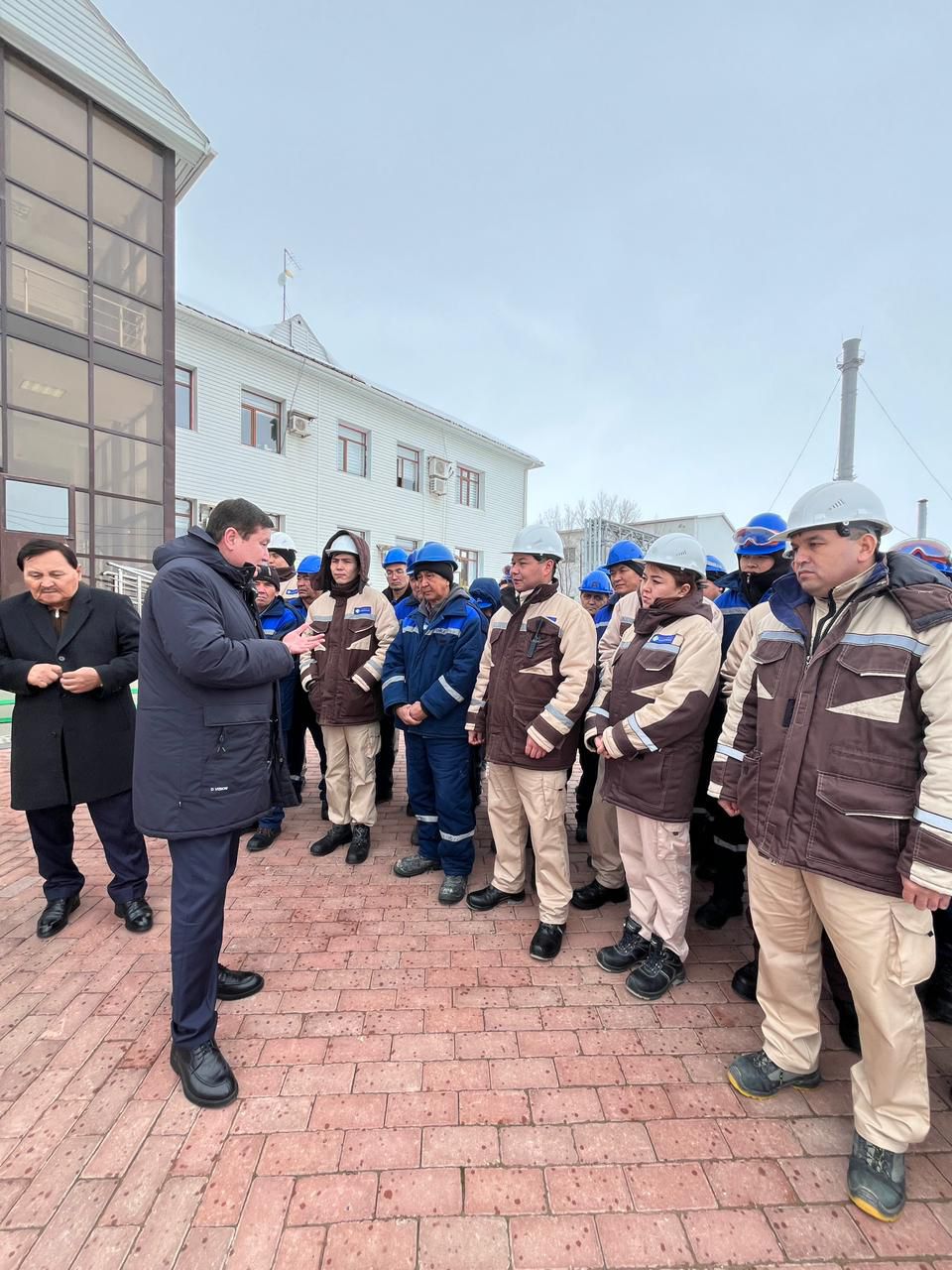 Республикалық халықтық штаб мүшесі, ҚР Парламенті Сенатының депутаты Сәкен Қаланұлы Арубаев бастаған жұмысшы топ Жаңа Конституция жобасы бойынша 15 наурызда өтетін жалпыұлттық референдумды қолдау мақсатында түсіндіру кездесуін өткізді.