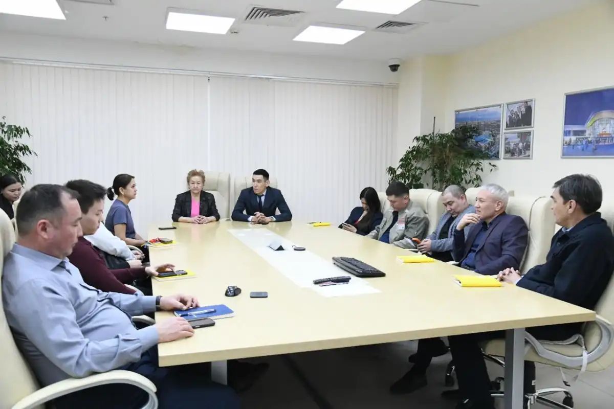 В столице продолжается разъяснительная работа по новой Конституции