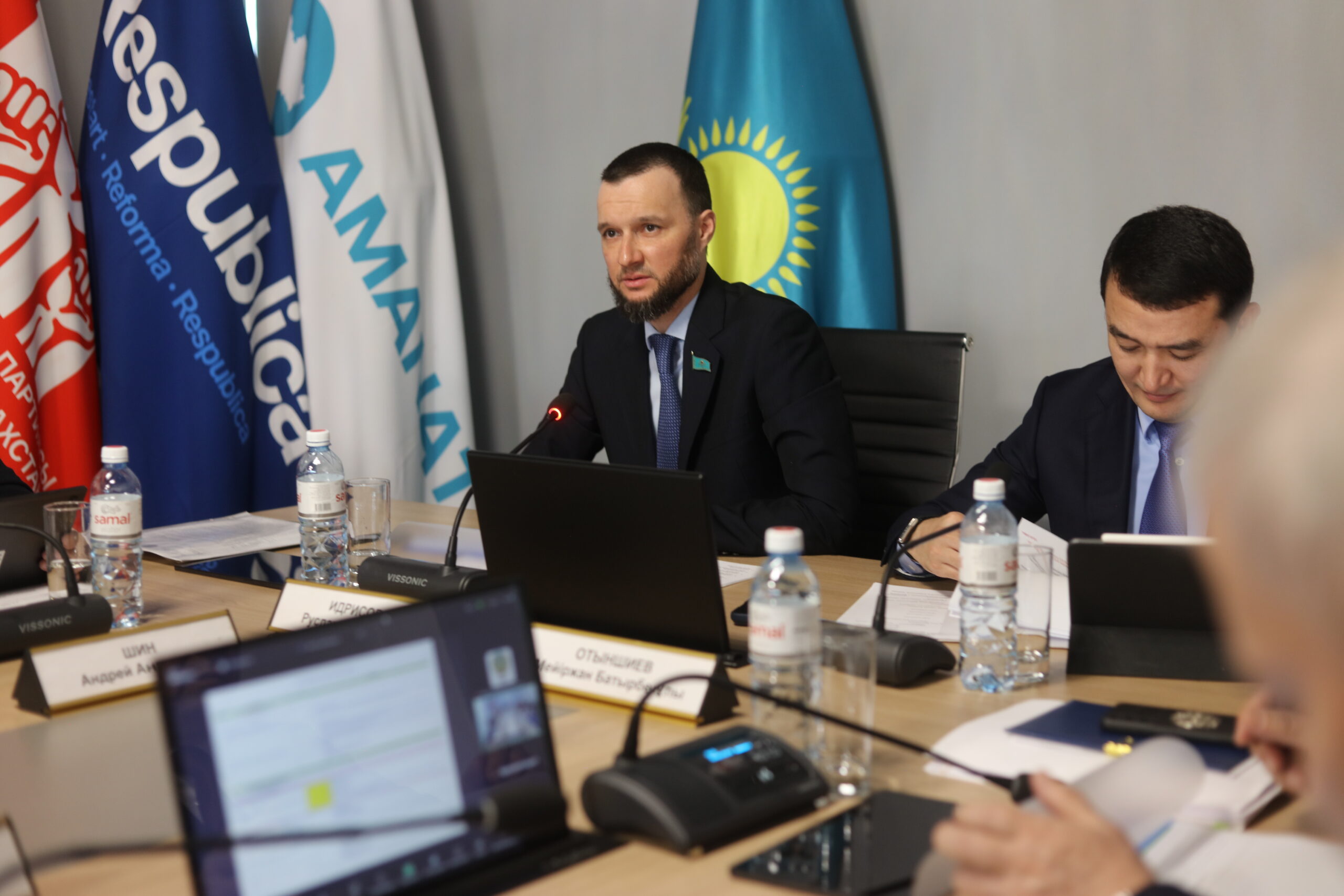 Состоялось заседание Постоянной комиссии по предпринимательству, инвестициям, туризму и экологии